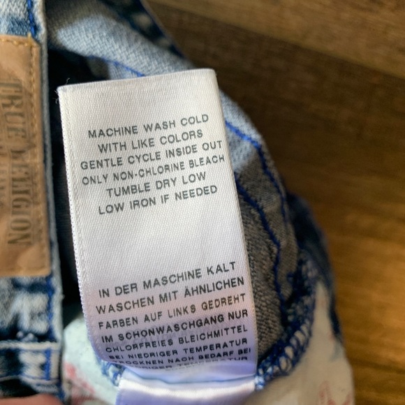 ❤️SOLD Children’s True Religion Straight Fit Contrast Acid Wash Distressed Jeans - Picture 5 of 11